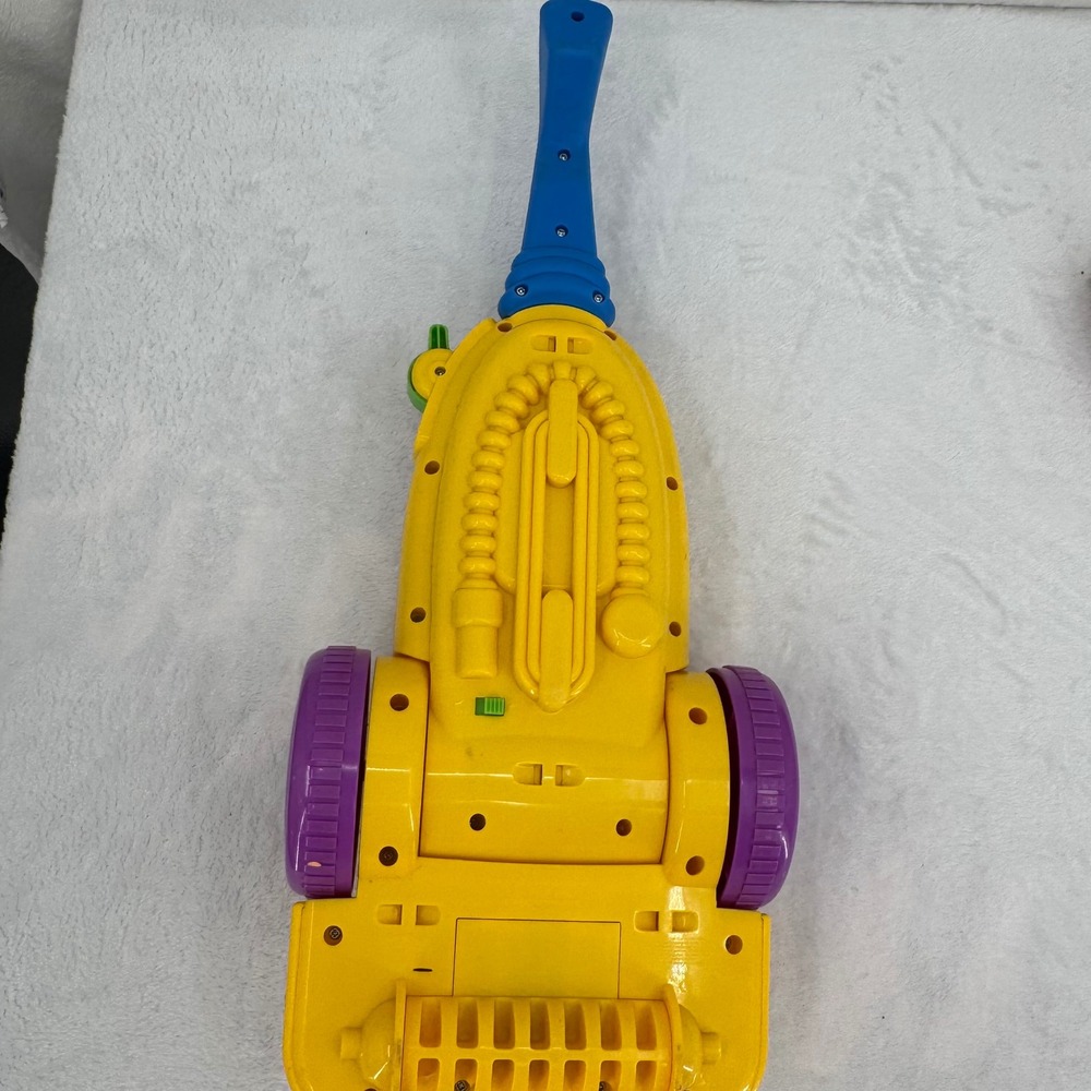 Fisher-Price Laugh & Learn Learning Vacuum Yellow Vintage 2000s Kids Toy -WORKS! - Picture 4 of 5